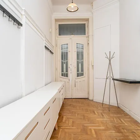 3 Bdr Heart Of Budapest Central Apartment Exterior photo