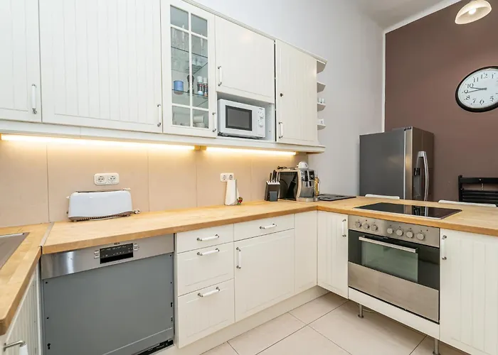 3 Bdr Heart Of Budapest Central Apartment